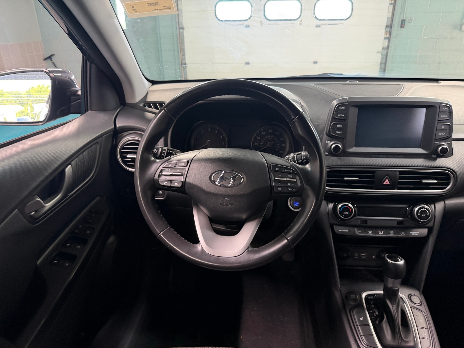 Thumbnail: 2021 Hyundai Kona - 4