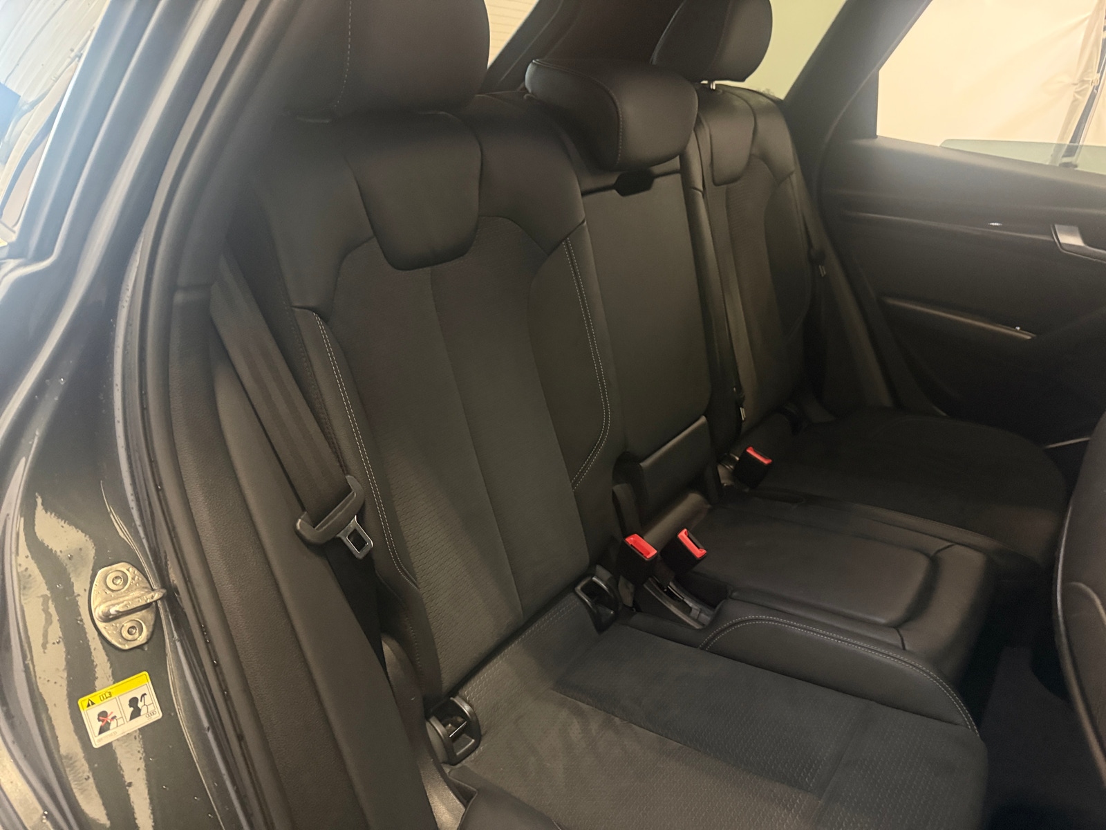 Thumbnail: 2022 Audi SQ5 - 6