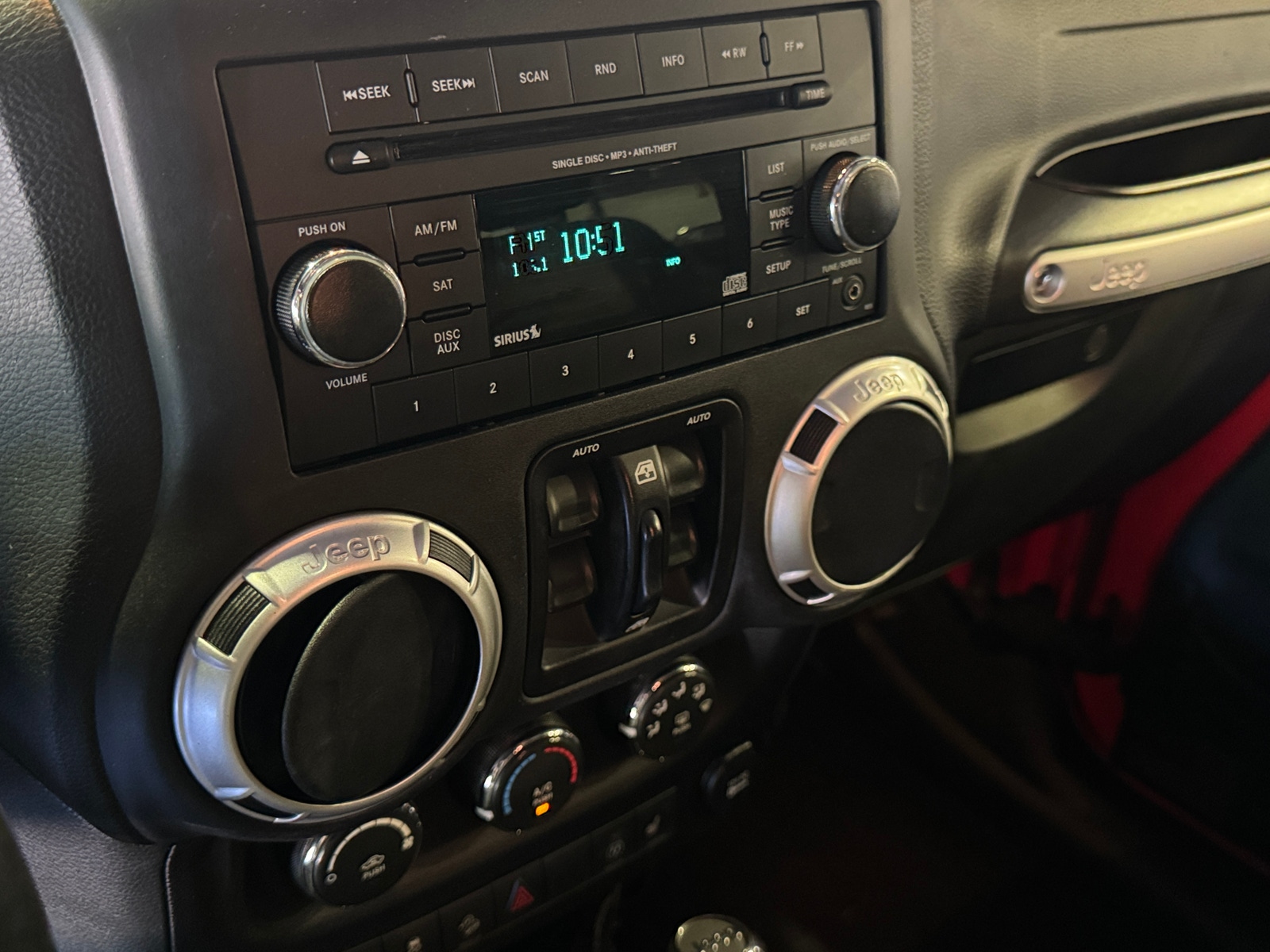 Thumbnail: 2016 Jeep Wrangler - 3