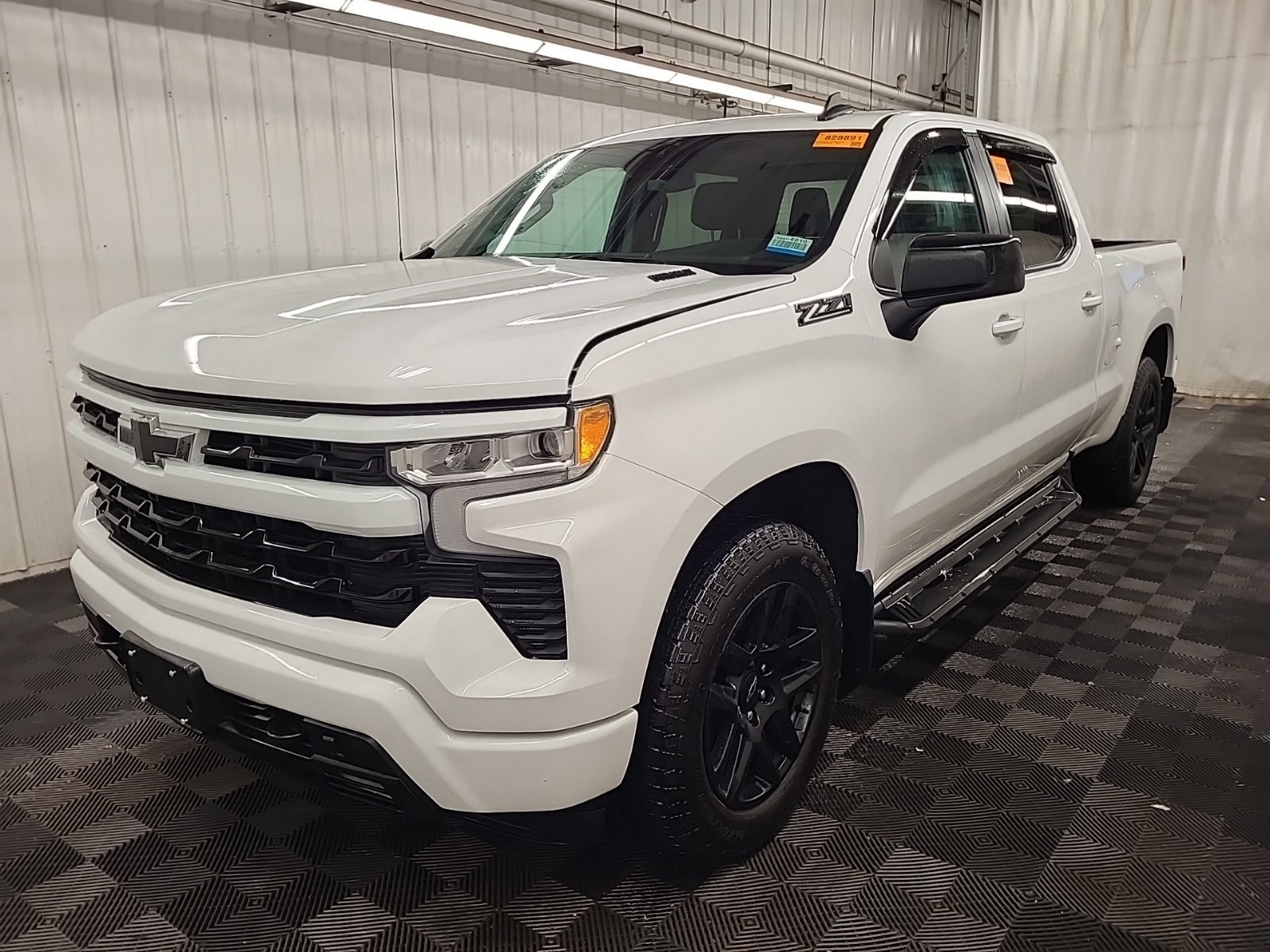 2024 Chevrolet Silverado 1500 4WD Crew Cab 157" RST