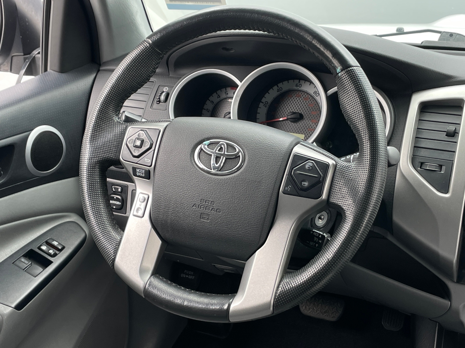 Thumbnail: 2014 Toyota Tacoma - 5