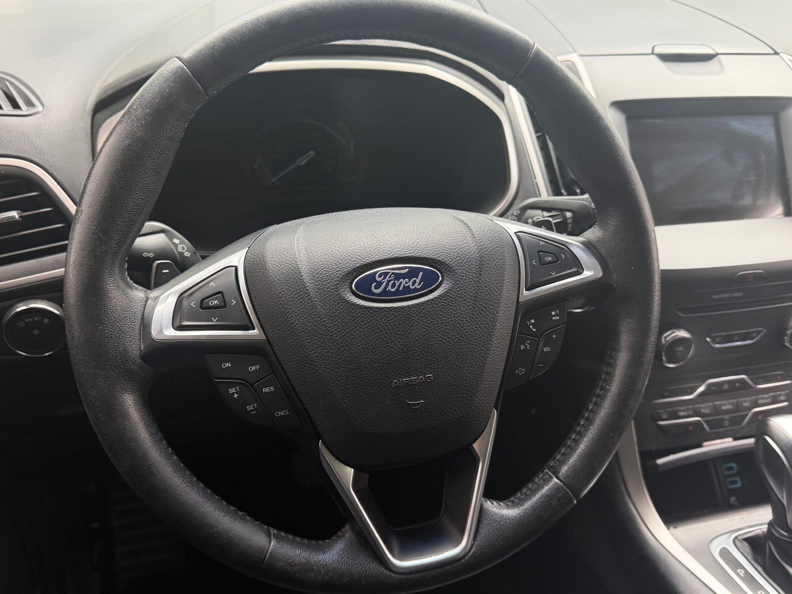 Thumbnail: 2016 Ford Edge - 4