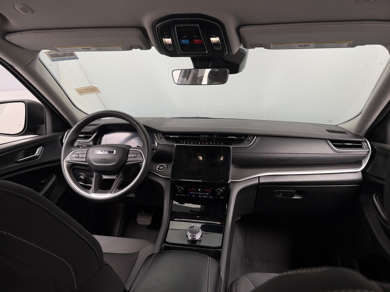 Thumbnail: 2023 Jeep Grand Cherokee L - 3