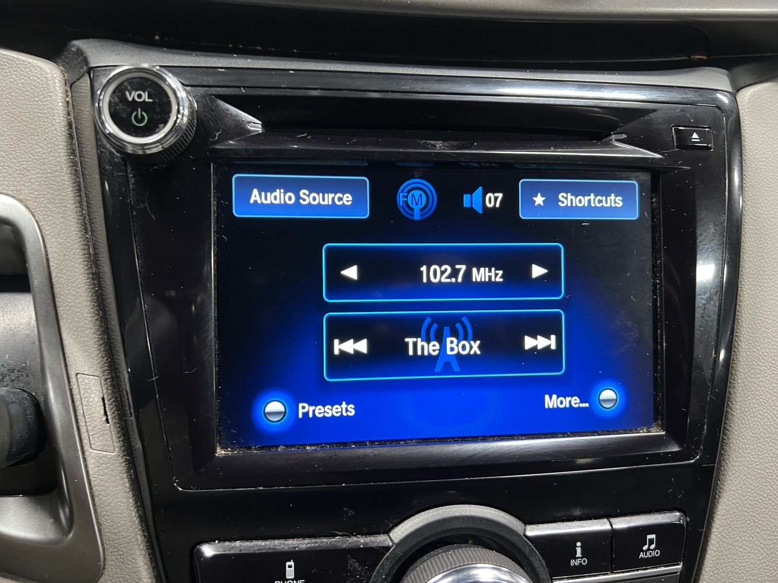 Thumbnail: 2016 Honda Odyssey - 4