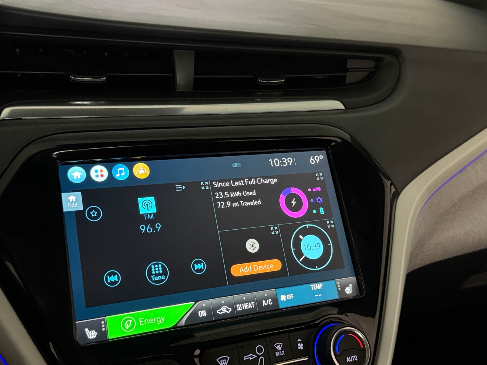 Thumbnail: 2020 Chevrolet Bolt EV - 3