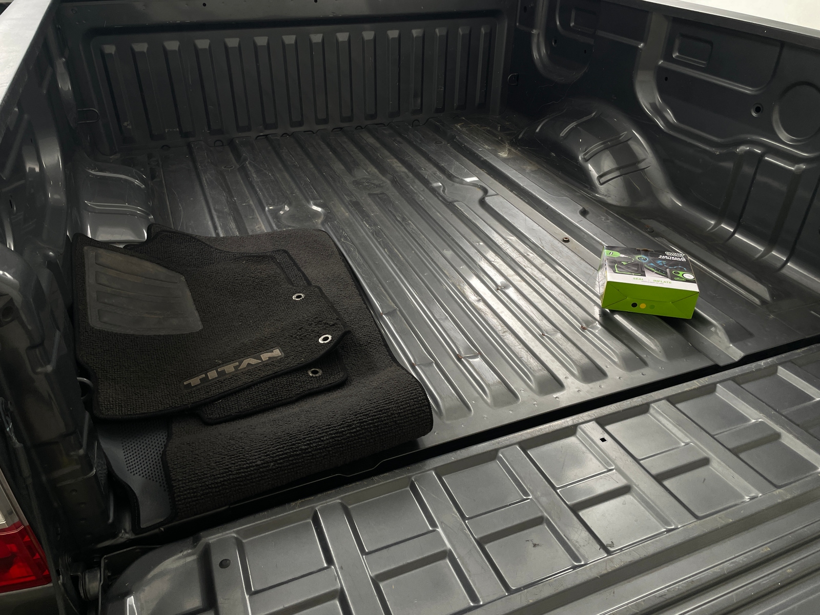 Thumbnail: 2023 Nissan Titan - 7