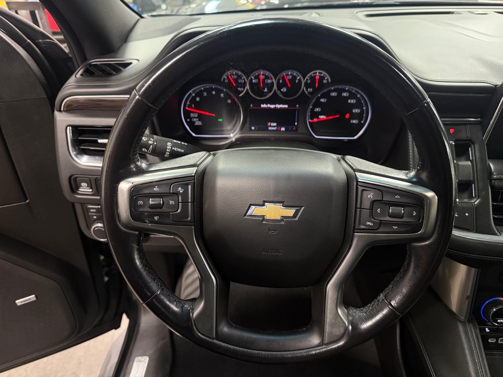 Thumbnail: 2021 Chevrolet Tahoe - 4