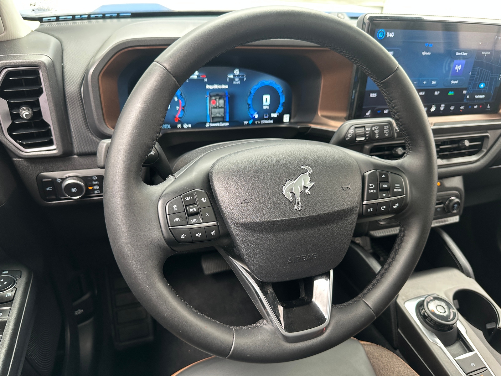 Thumbnail: 2025 Ford Bronco Sport - 4