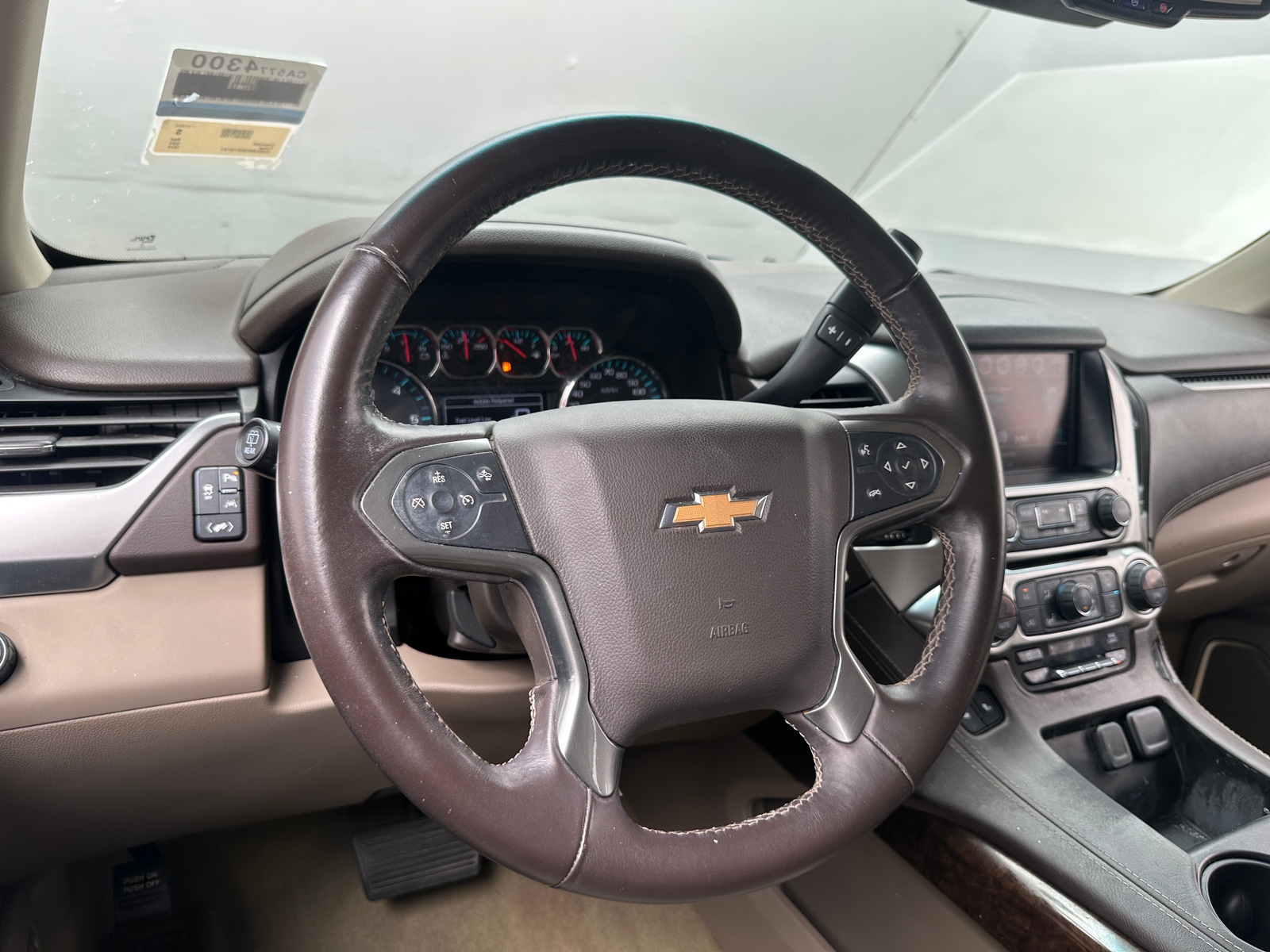 Thumbnail: 2019 Chevrolet Tahoe - 4