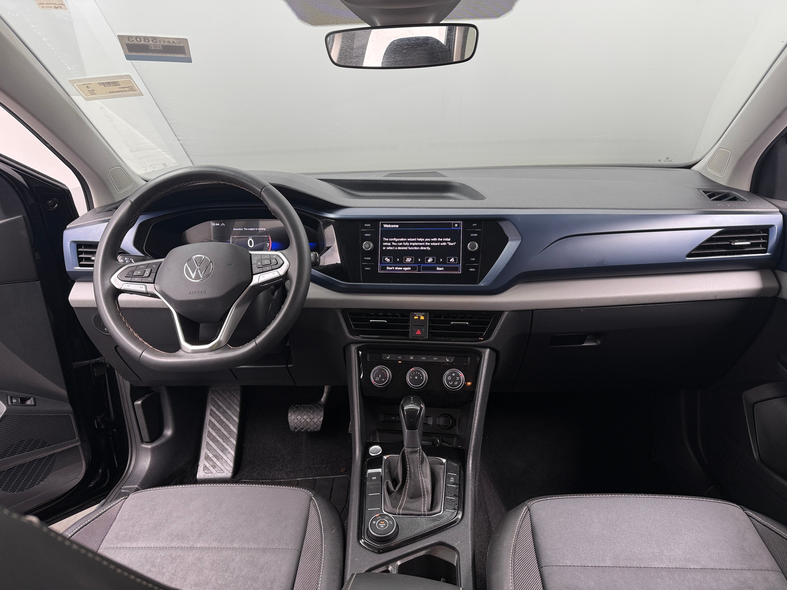 Thumbnail: 2023 Volkswagen Taos - 3