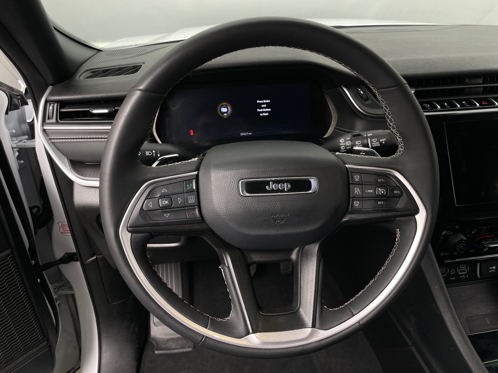 Thumbnail: 2025 Jeep Grand Cherokee - 4