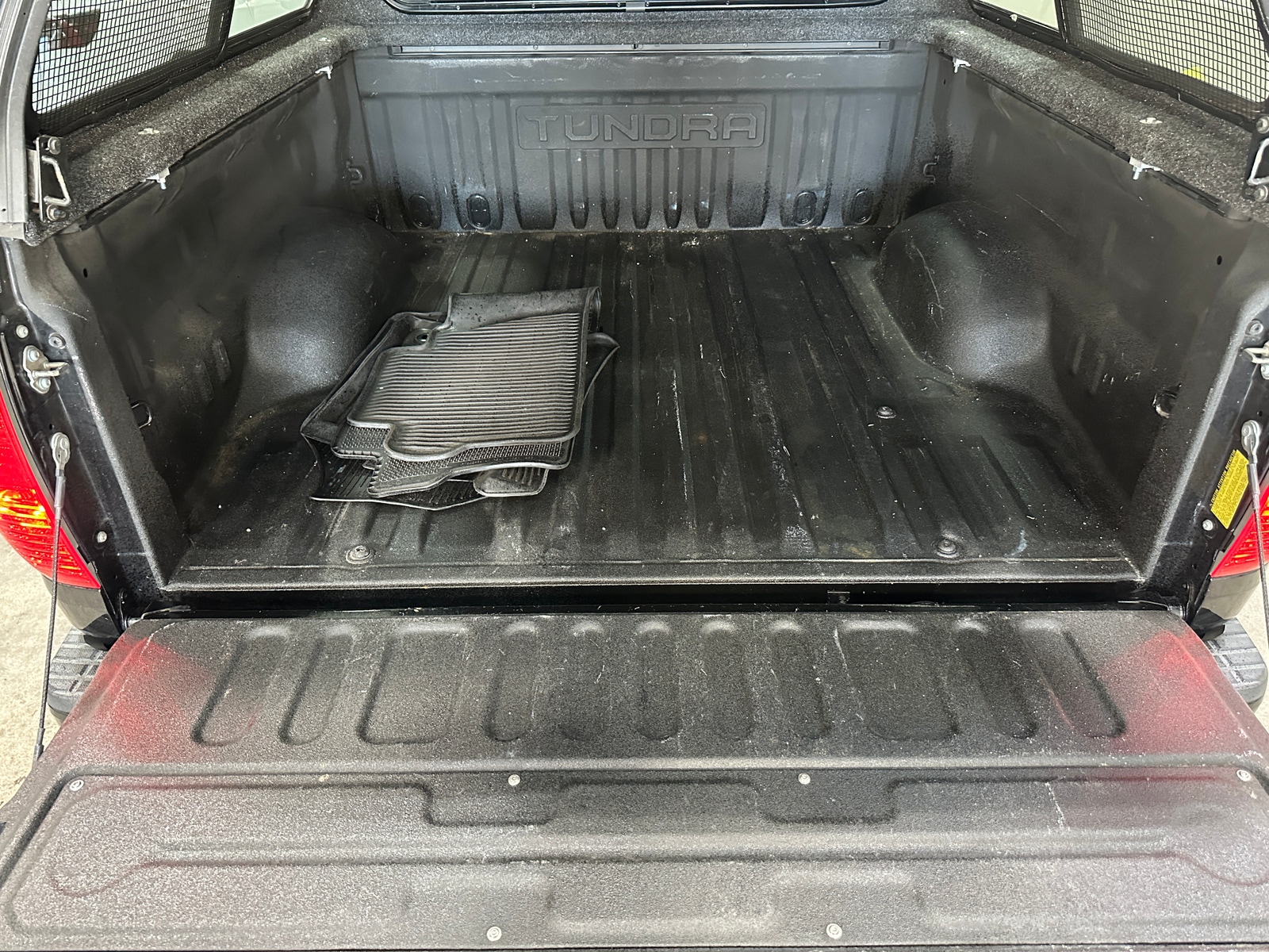 Thumbnail: 2019 Toyota Tundra - 6