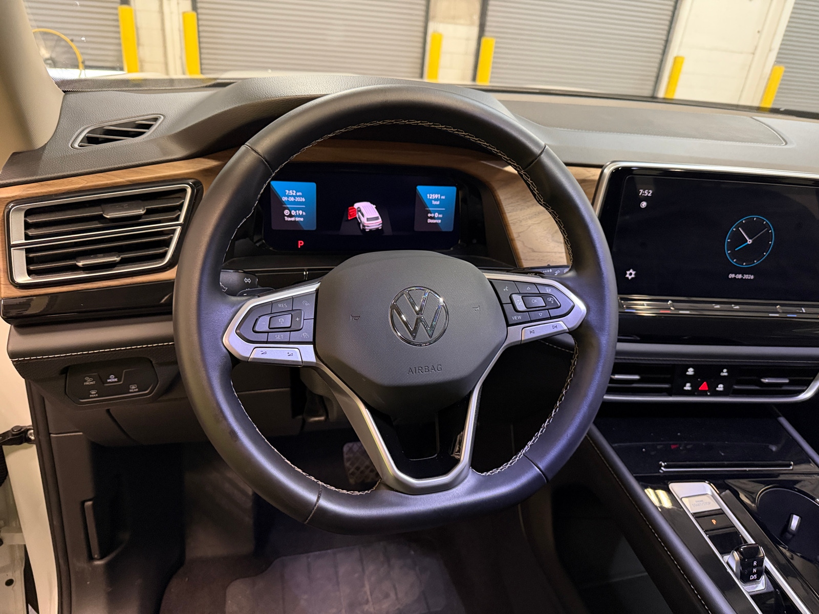 Thumbnail: 2026 Volkswagen Atlas - 4