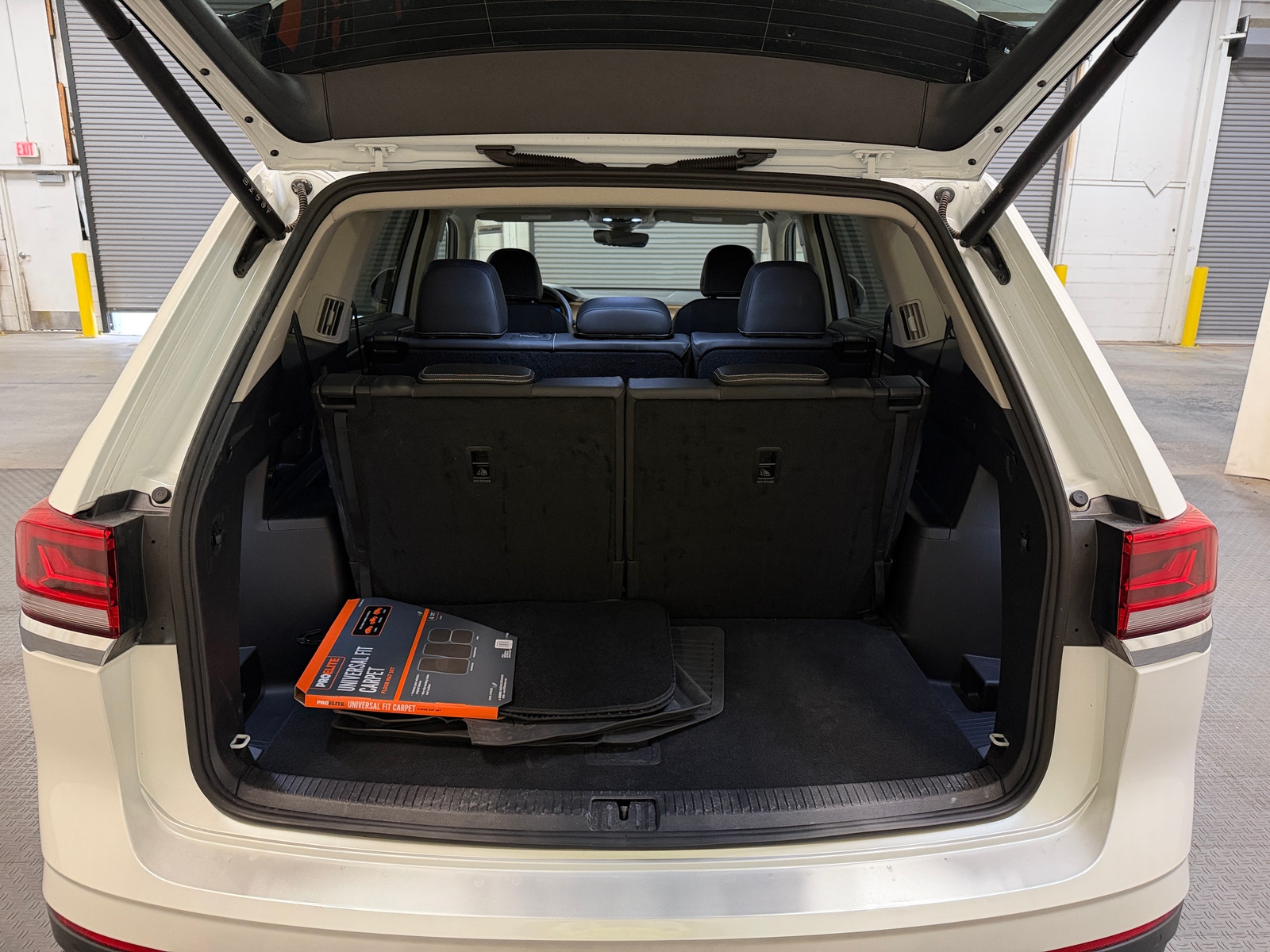 Thumbnail: 2026 Volkswagen Atlas - 6