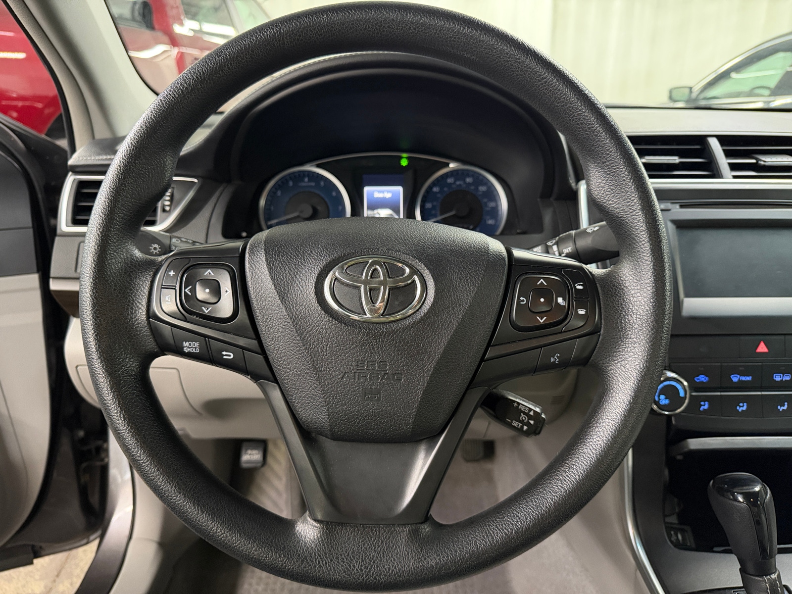 Thumbnail: 2017 Toyota Camry - 5