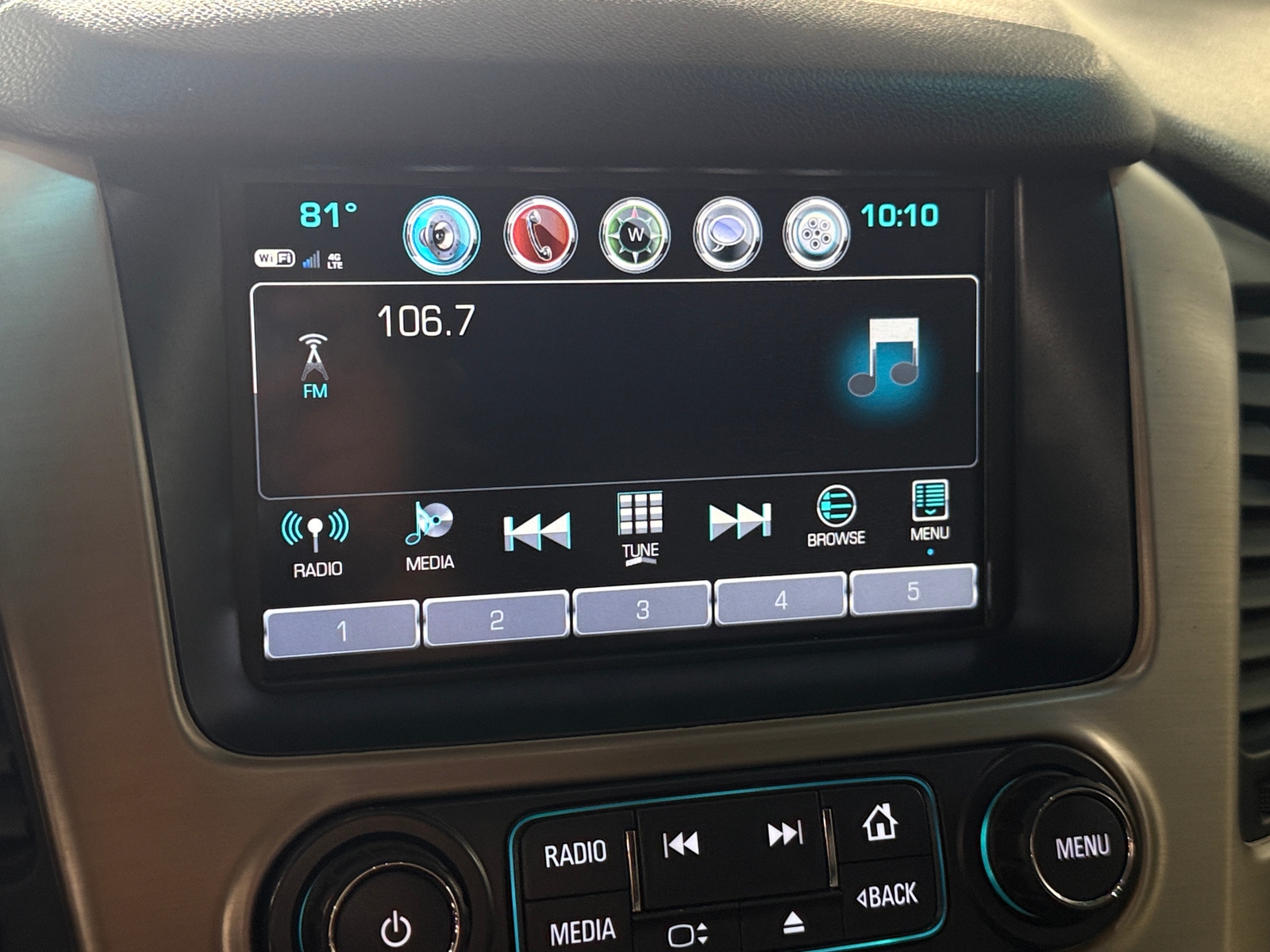 Thumbnail: 2019 GMC Yukon XL - 3
