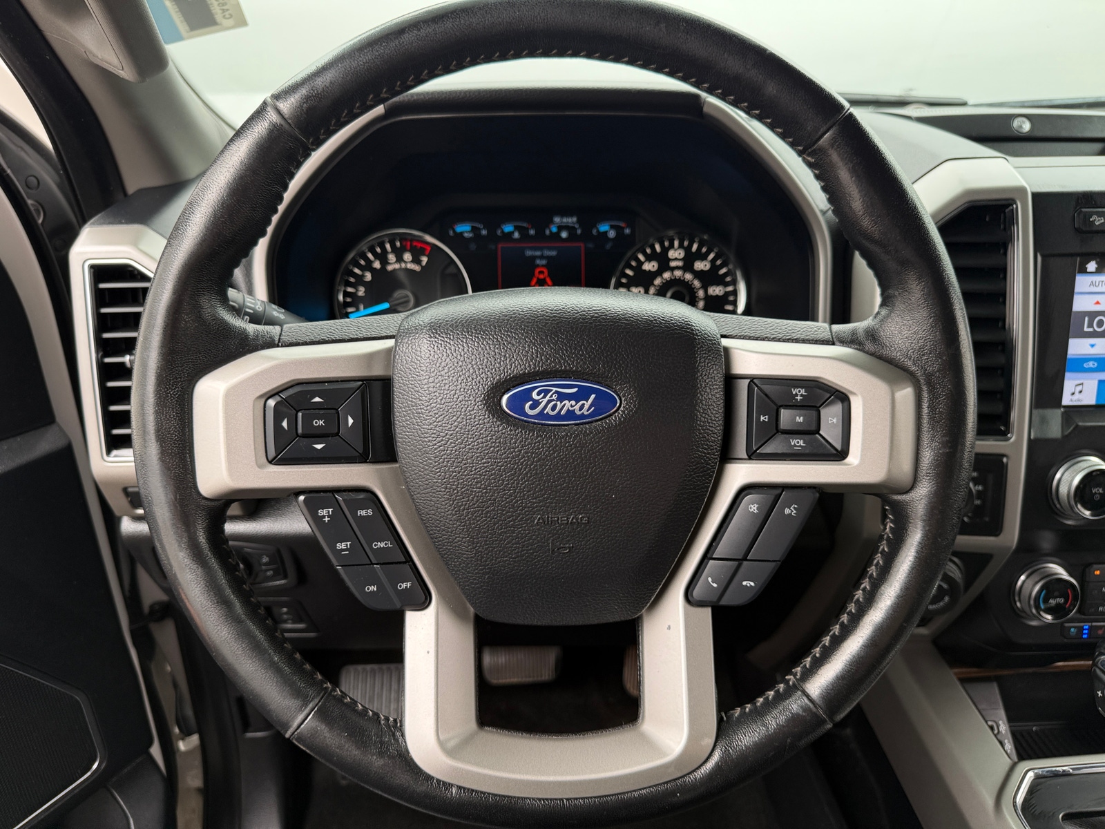 Thumbnail: 2019 Ford Econoline - 4