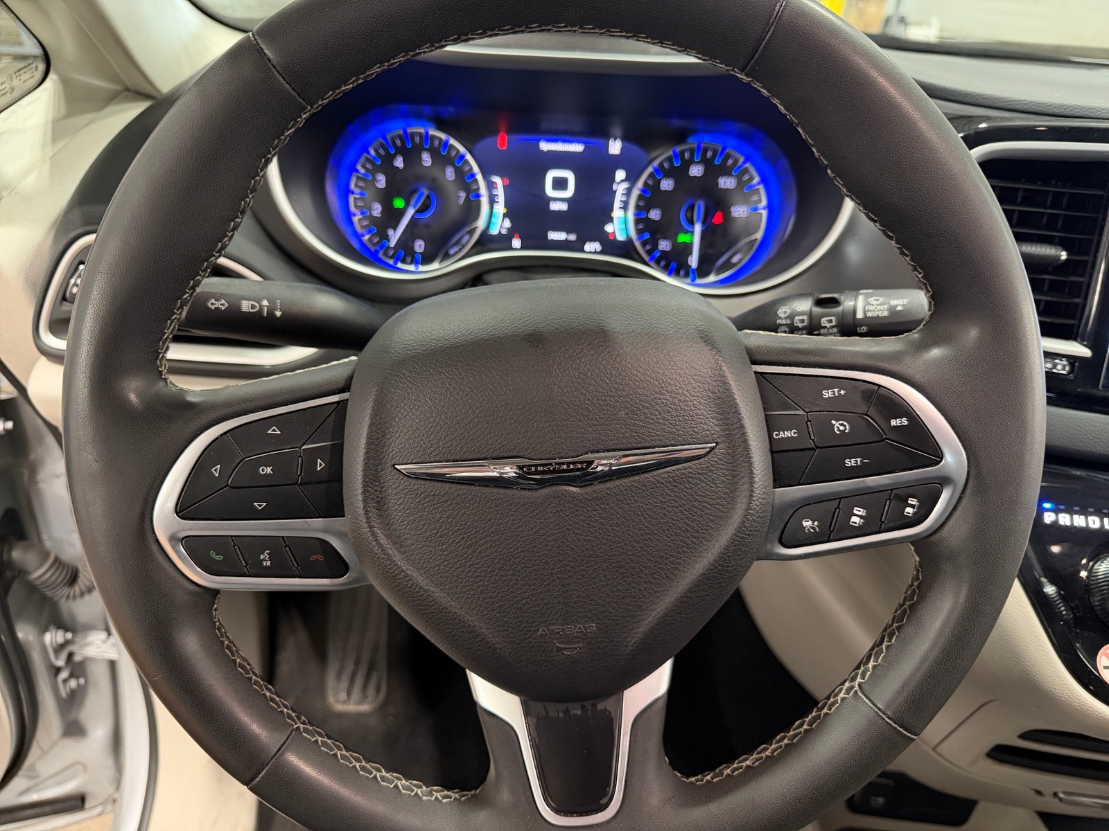 Thumbnail: 2024 Chrysler Pacifica - 4