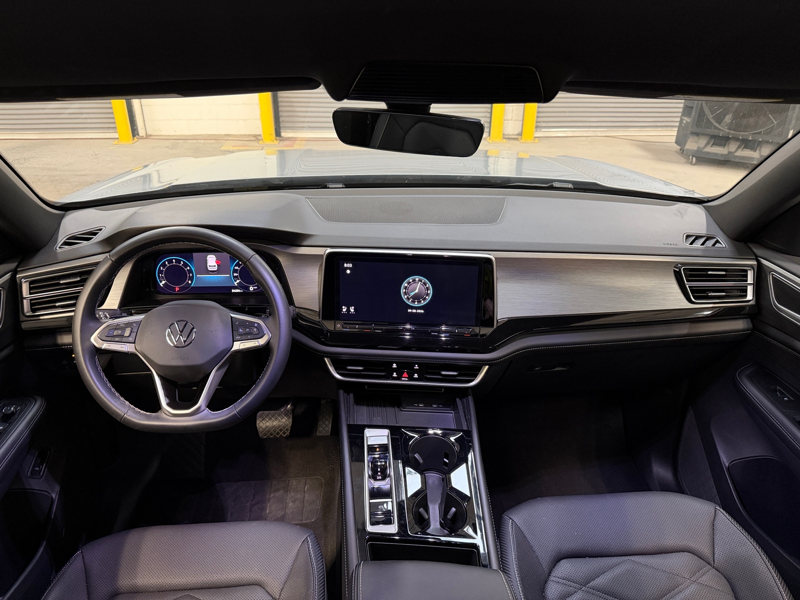 Thumbnail: 2026 Volkswagen Atlas - 2