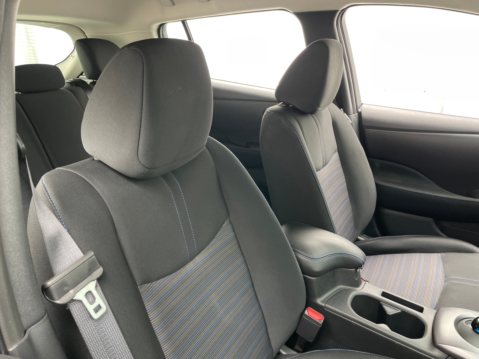 Thumbnail: 2025 Nissan Leaf - 2