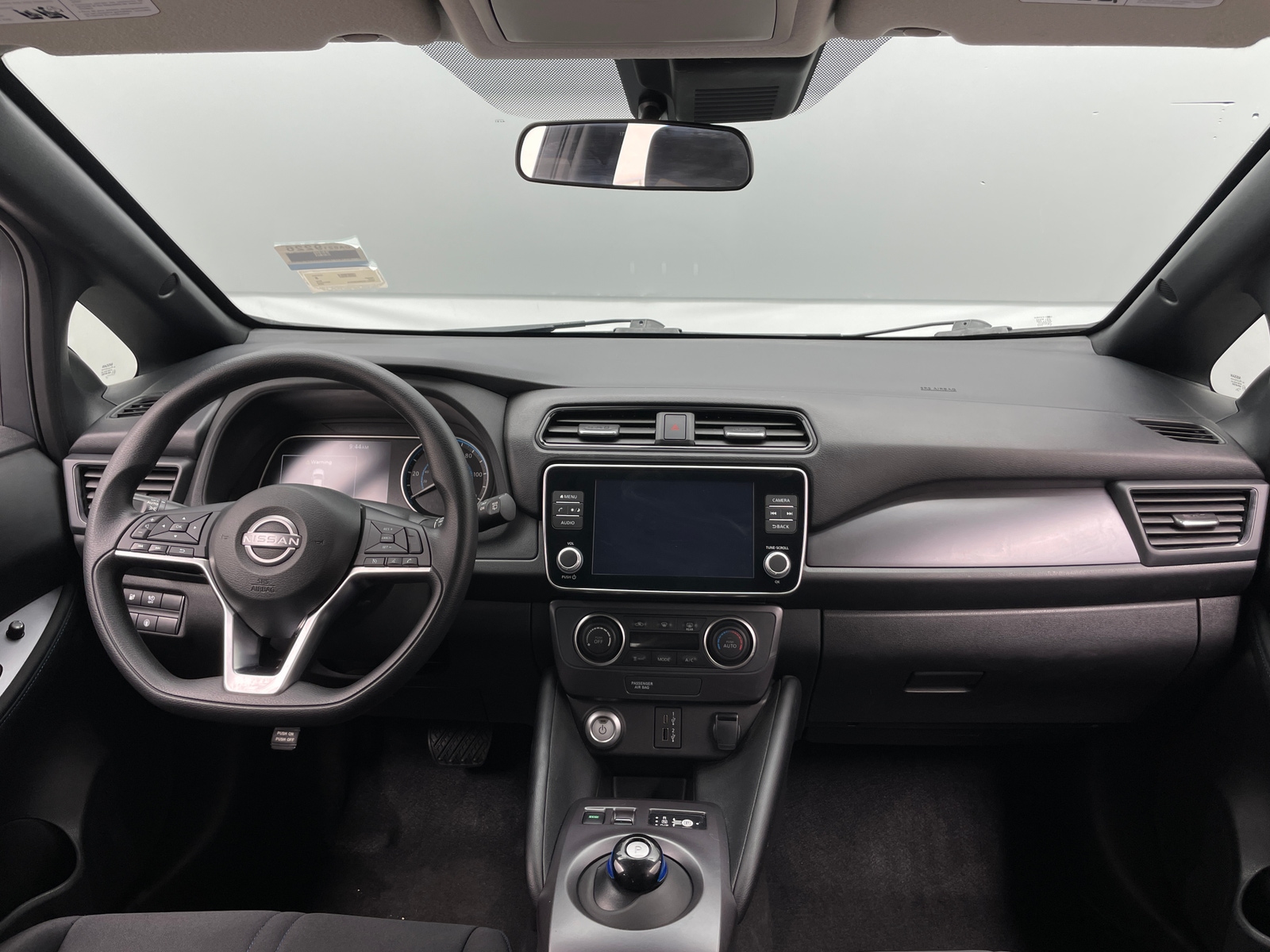 Thumbnail: 2025 Nissan Leaf - 3