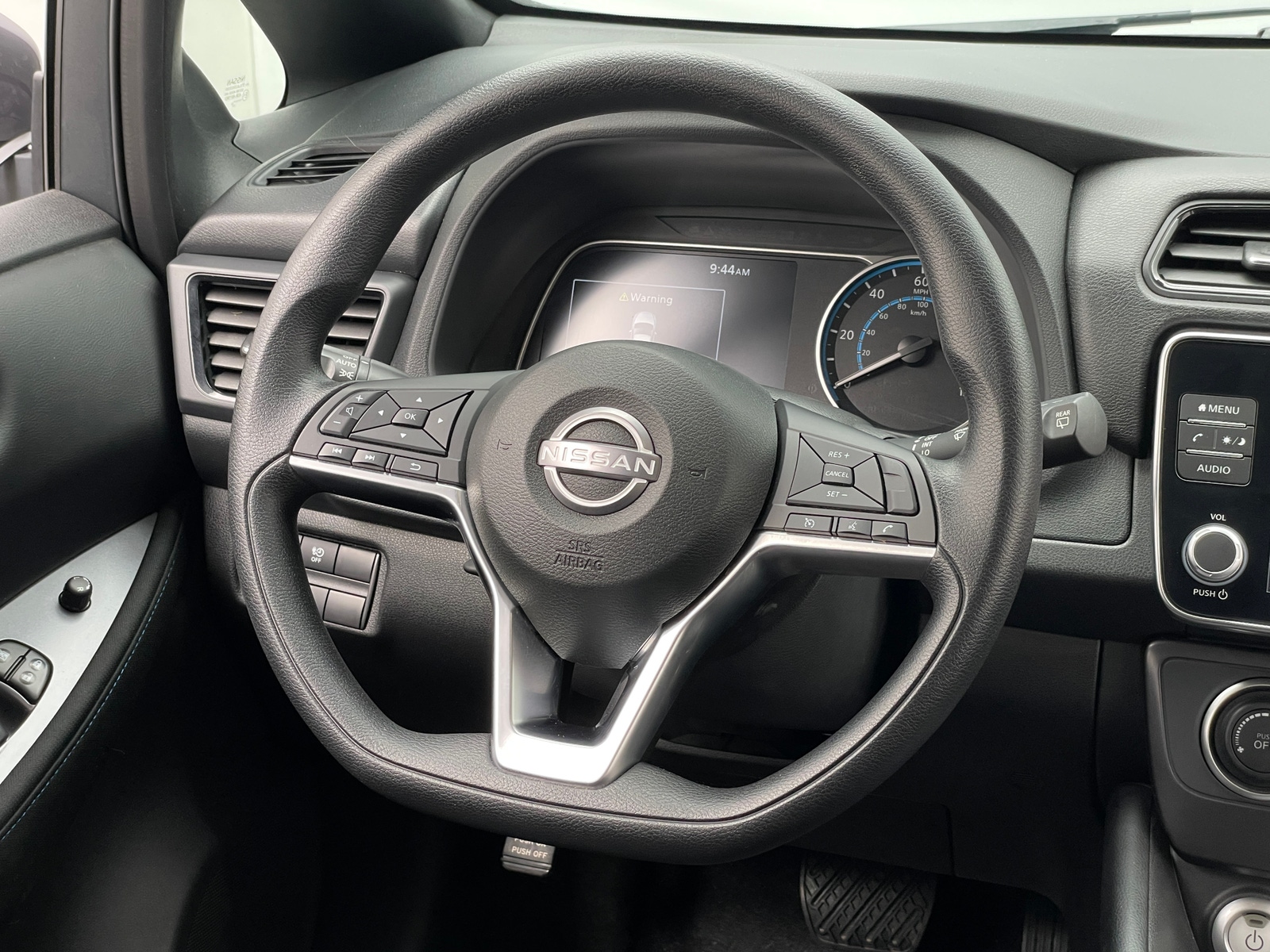 Thumbnail: 2025 Nissan Leaf - 5