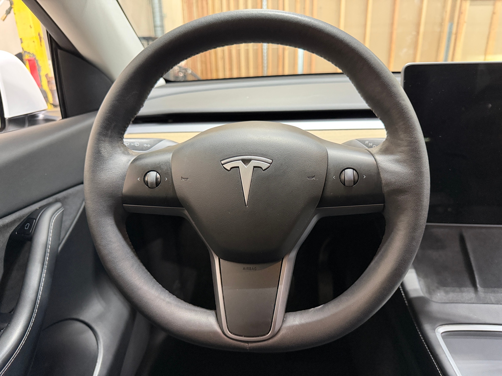 Thumbnail: 2022 Tesla Model Y - 4