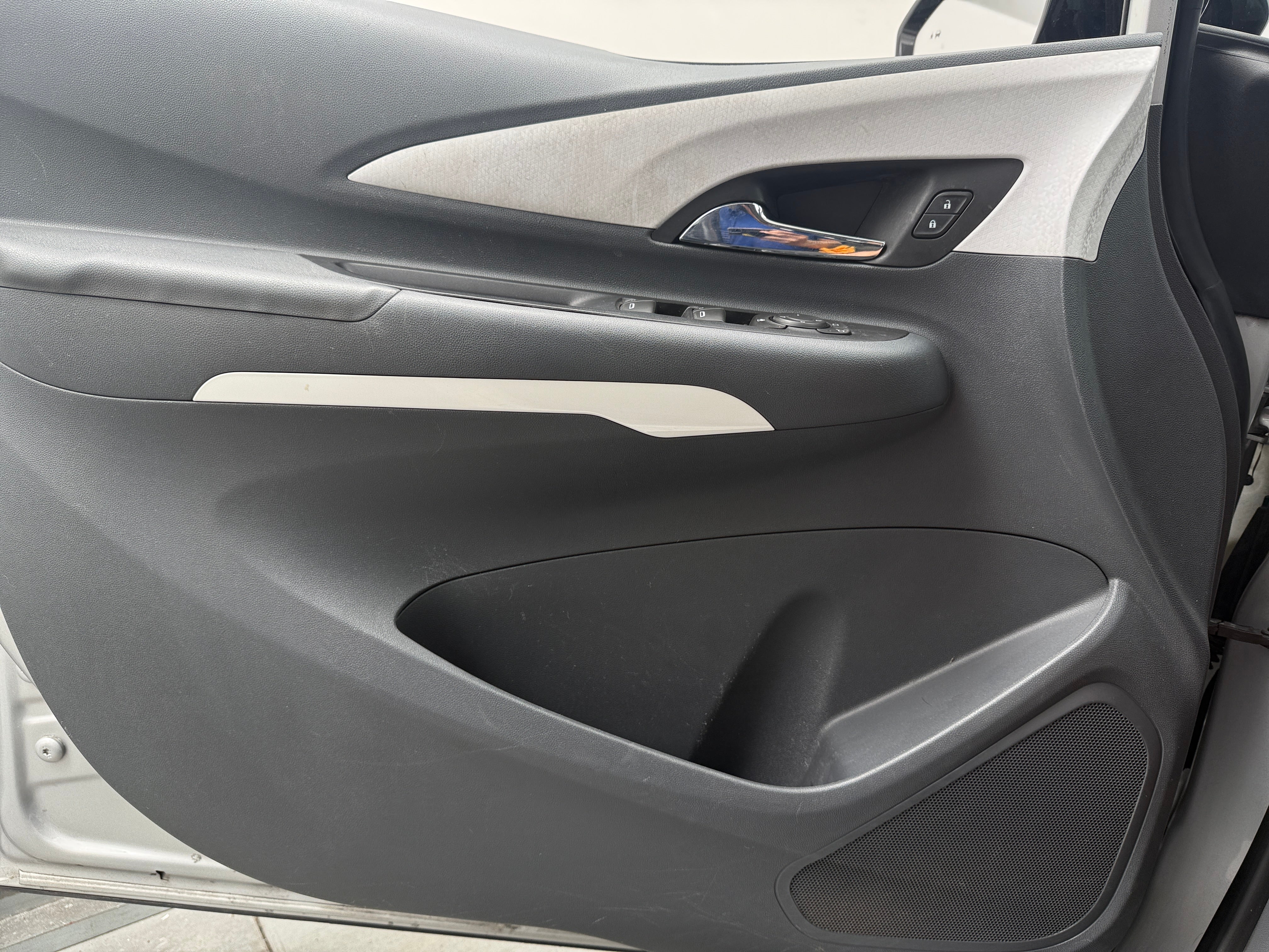 Used 2017 Chevrolet Bolt EV Premier with VIN 1G1FX6S08H4180198 for sale in Auburn, WA