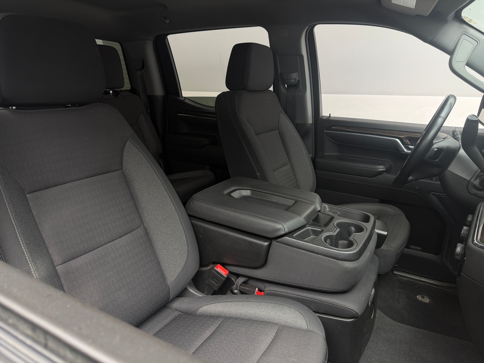 Thumbnail: 2025 Chevrolet Silverado 1500 - 2