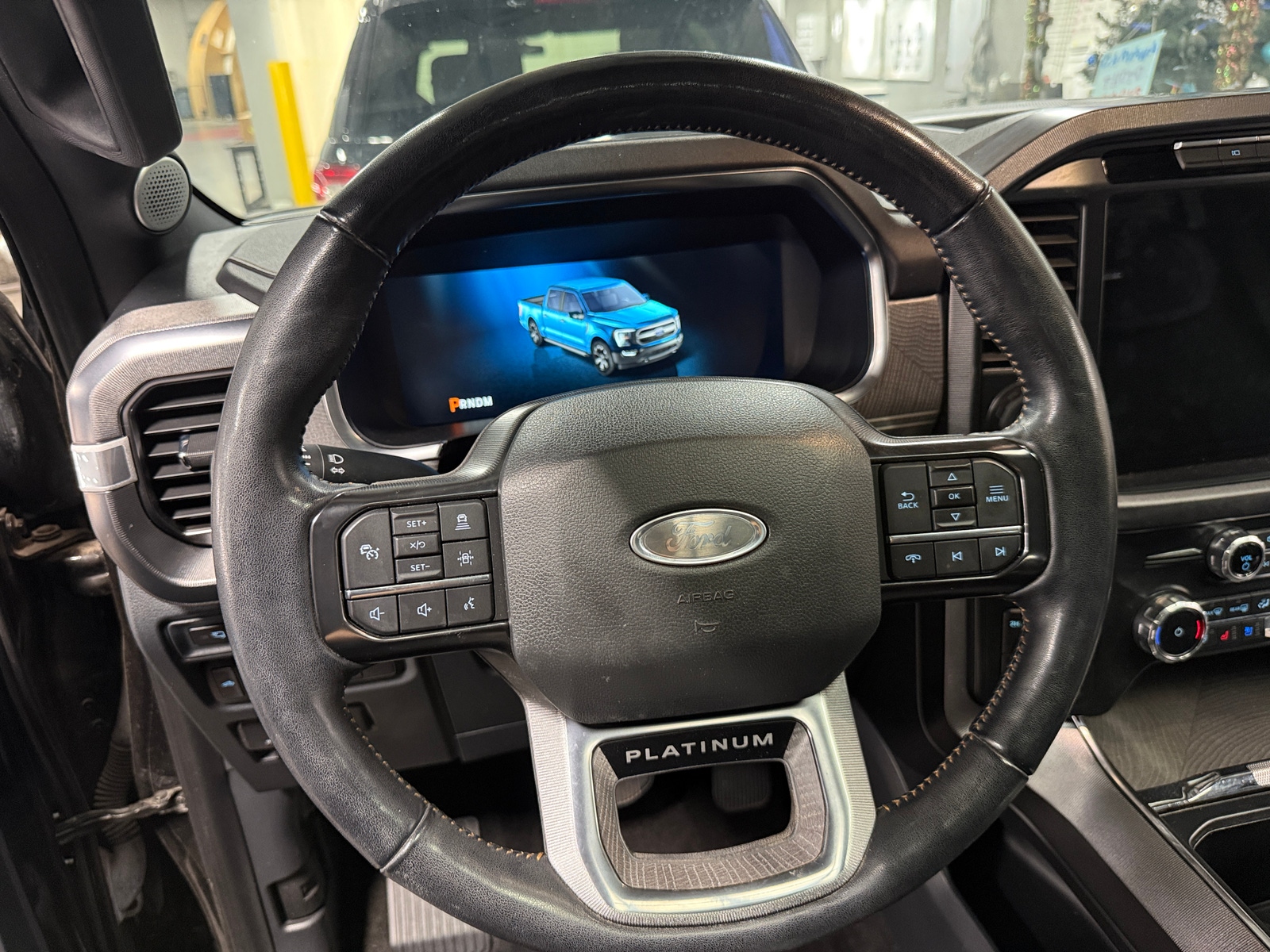 Thumbnail: 2022 Ford Econoline - 4