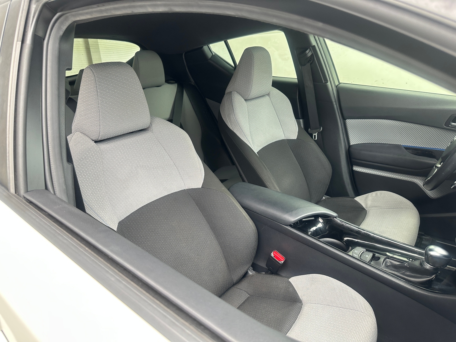 Thumbnail: 2019 Toyota C-HR - 2