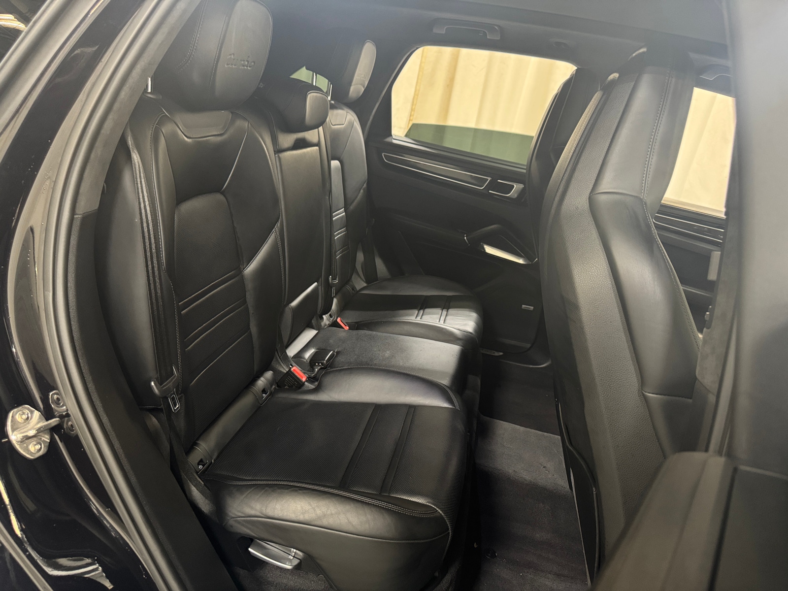 Thumbnail: 2019 Porsche Cayenne - 5
