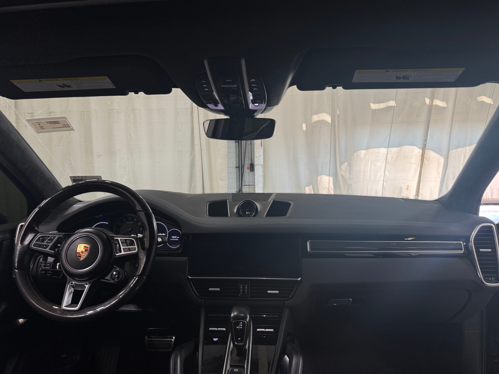 Thumbnail: 2019 Porsche Cayenne - 2