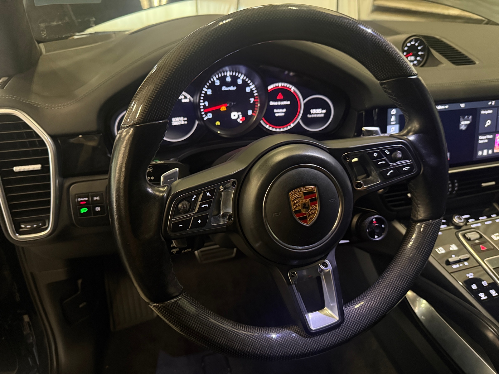 Thumbnail: 2019 Porsche Cayenne - 4