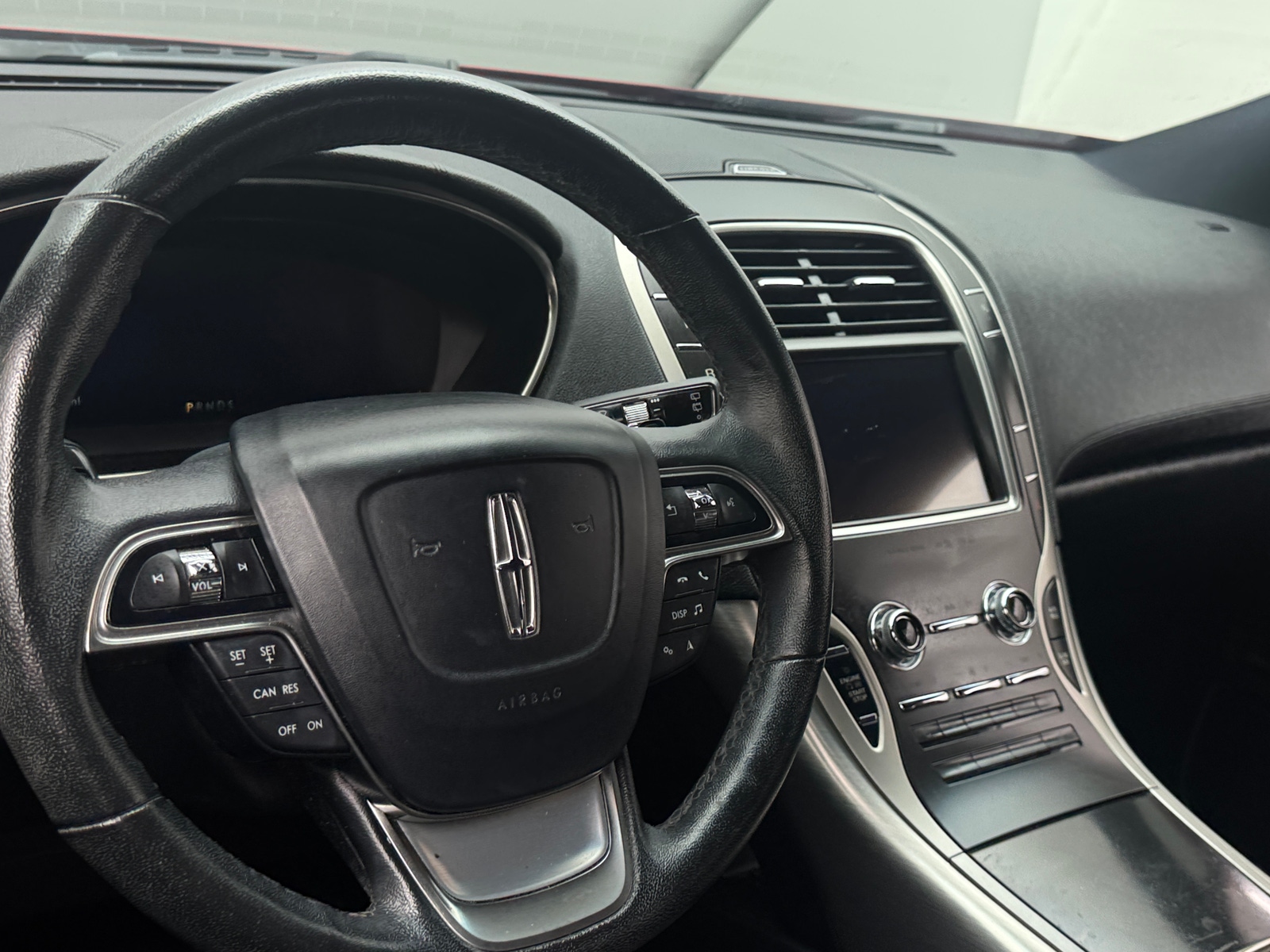 Thumbnail: 2020 Lincoln Nautilus - 4