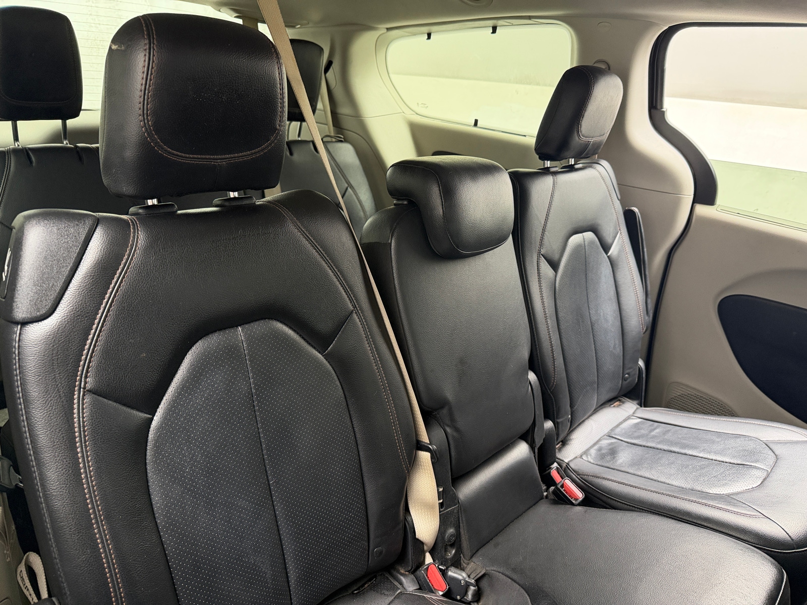 Thumbnail: 2019 Chrysler Pacifica - 5