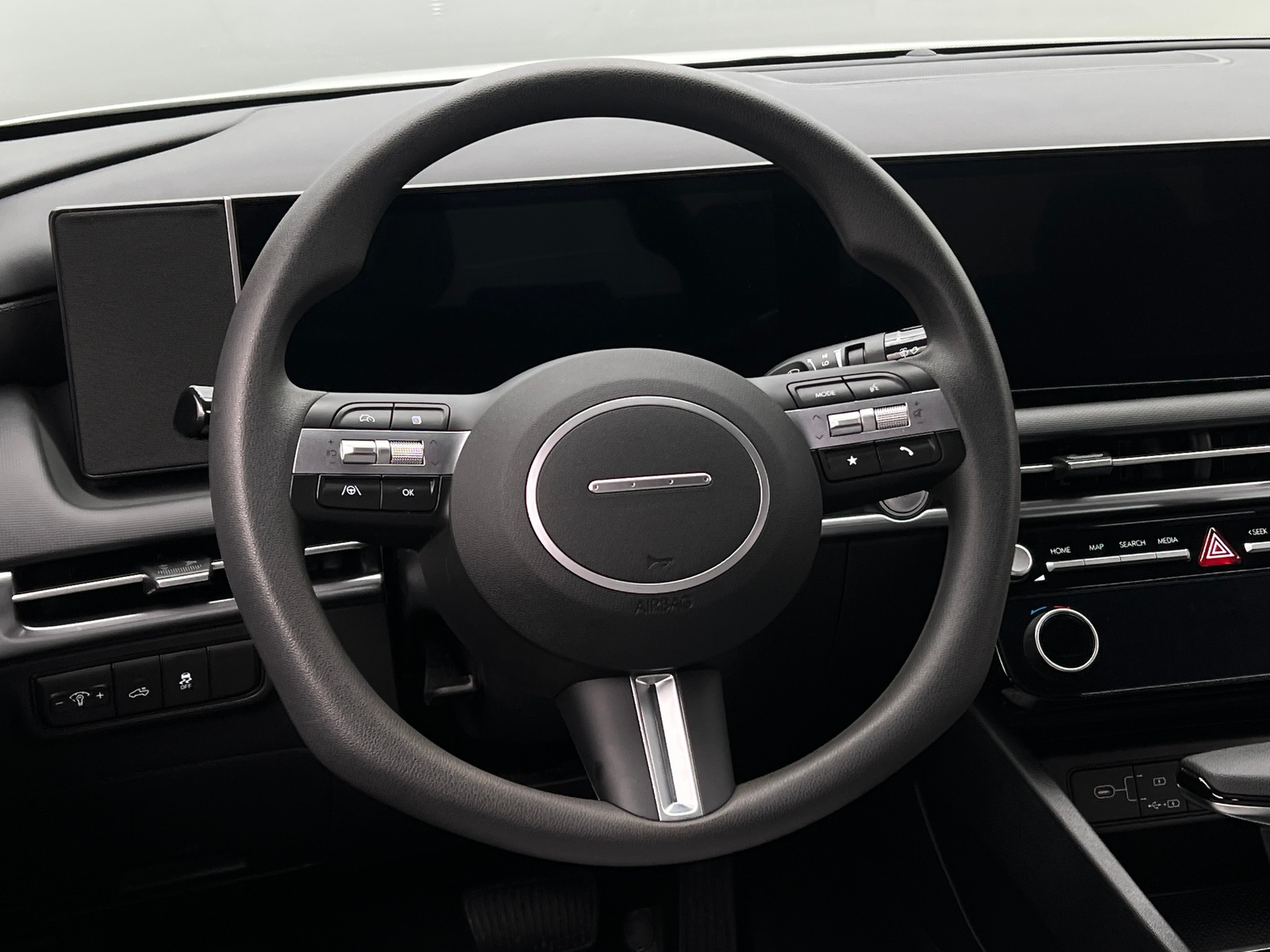 Thumbnail: 2026 Hyundai Santa Cruz - 4