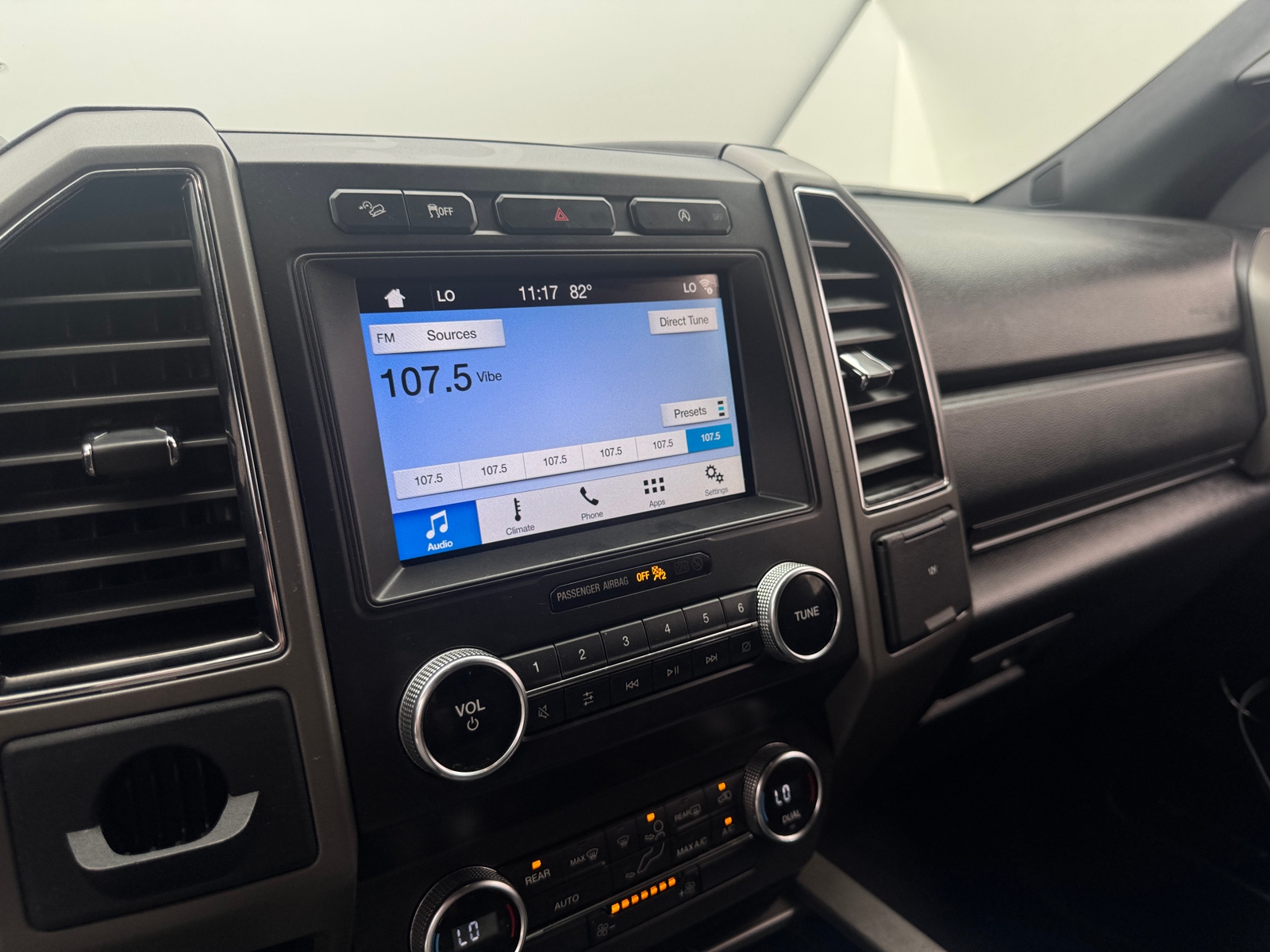 Thumbnail: 2019 Ford Expedition - 4