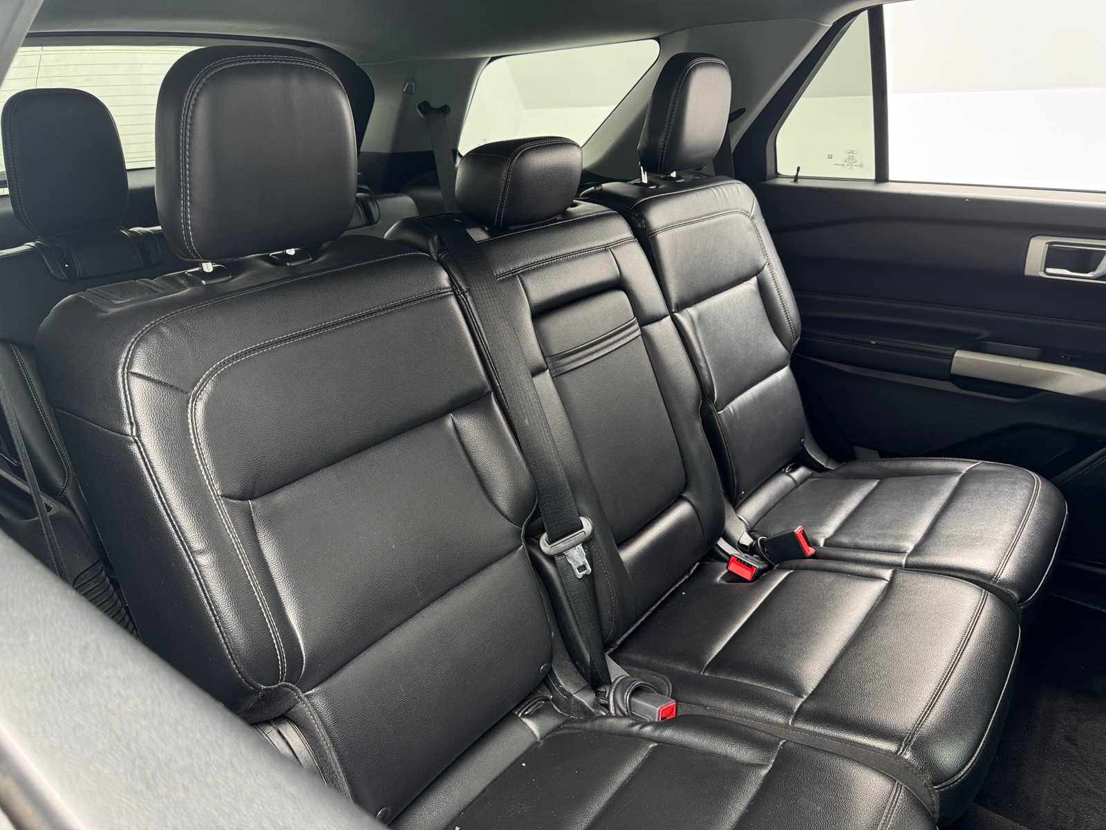 Thumbnail: 2021 Ford Explorer - 5