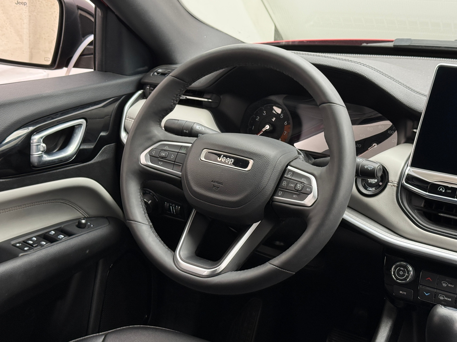 Thumbnail: 2025 Jeep Compass - 4