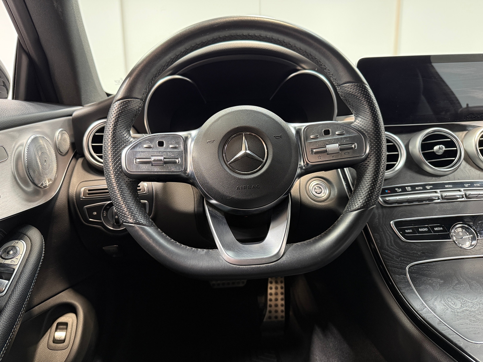 Thumbnail: 2019 Mercedes-Benz C-Class - 3