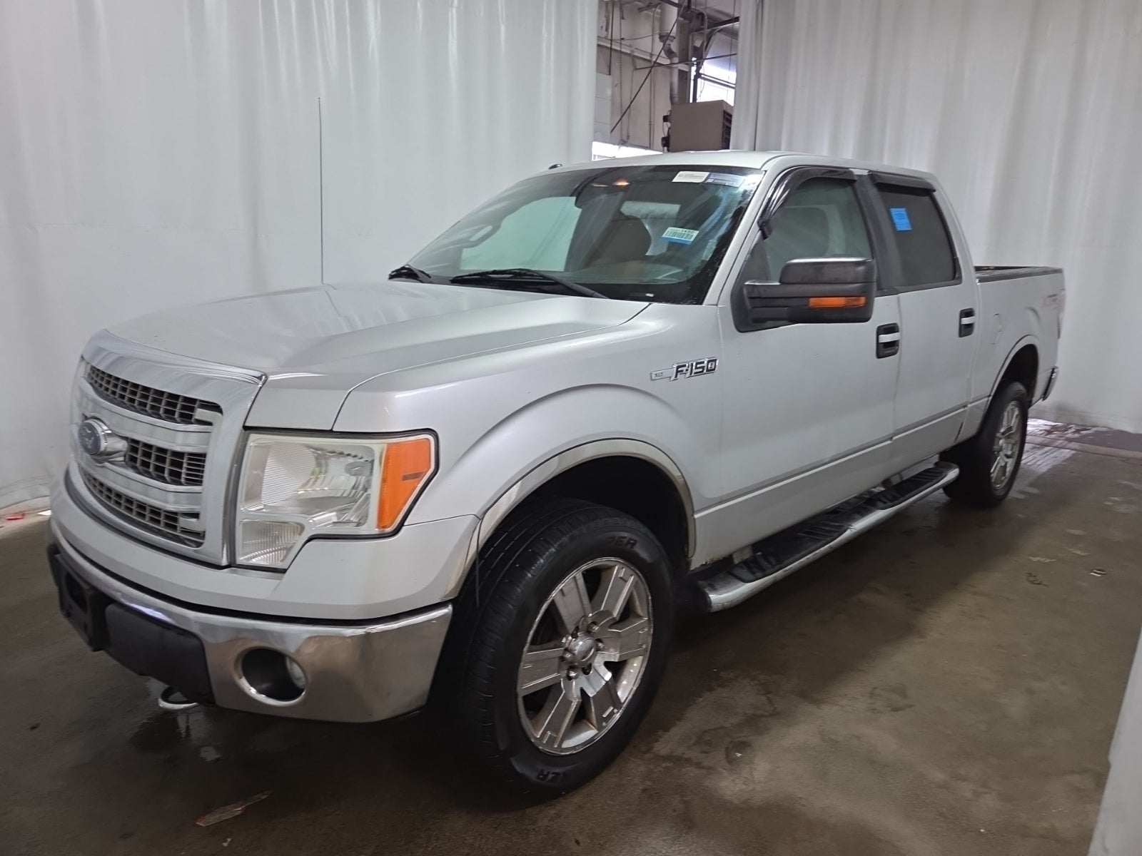 2013 Ford F-150 4WD Supercrew 145" XLT