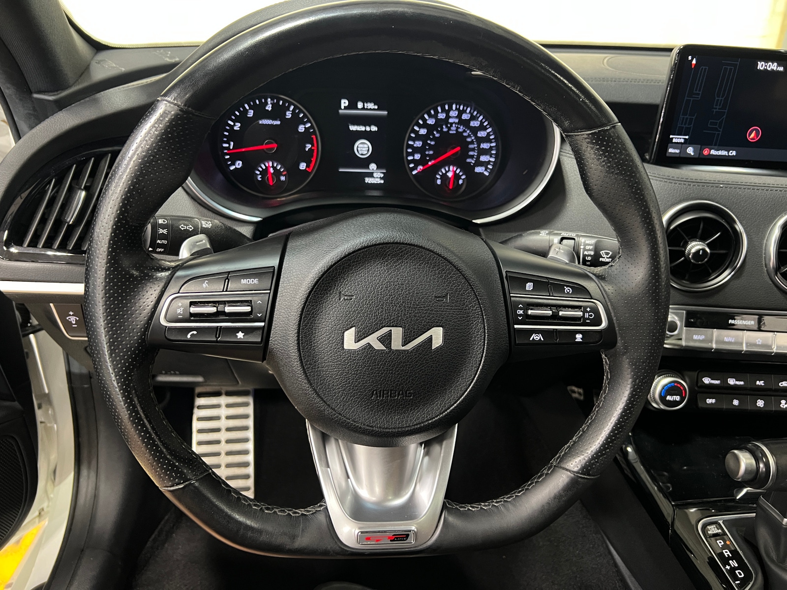 Thumbnail: 2022 Kia Stinger - 4