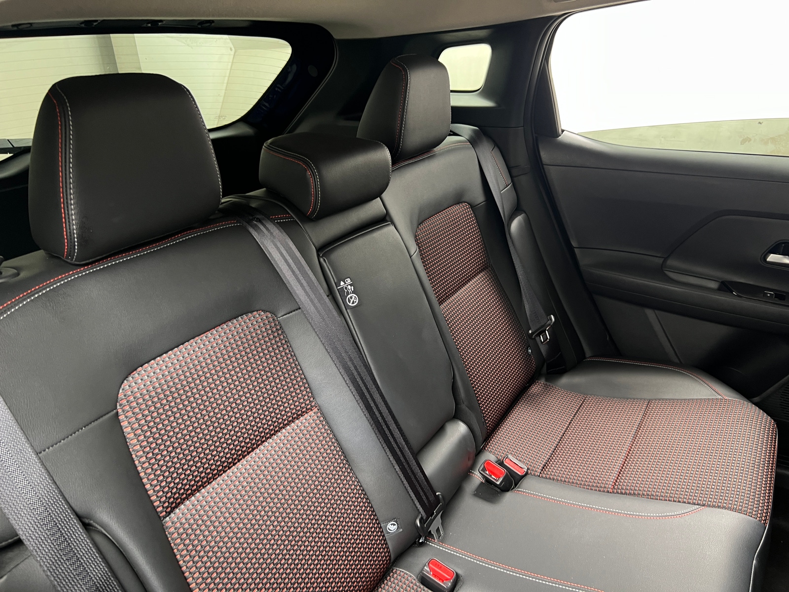 Thumbnail: 2026 Nissan Kicks - 5