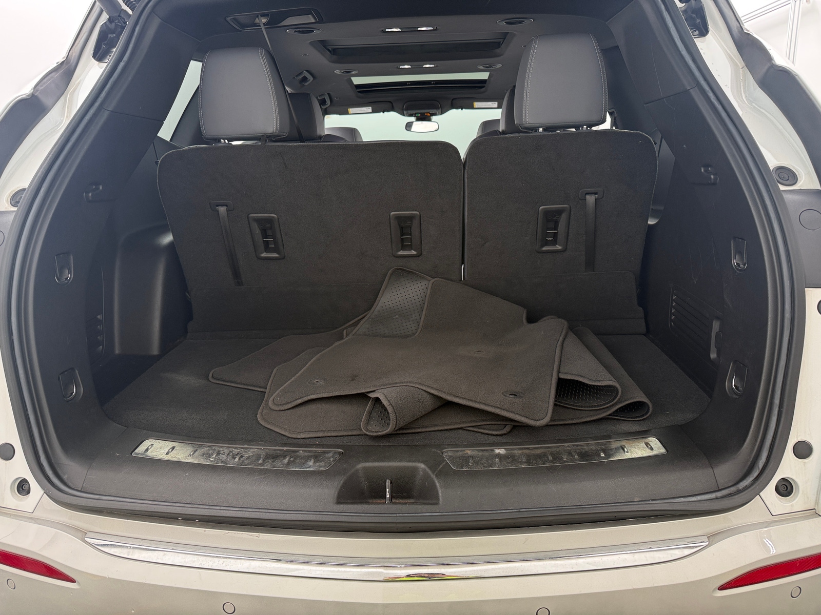 Thumbnail: 2023 Buick Enclave - 6