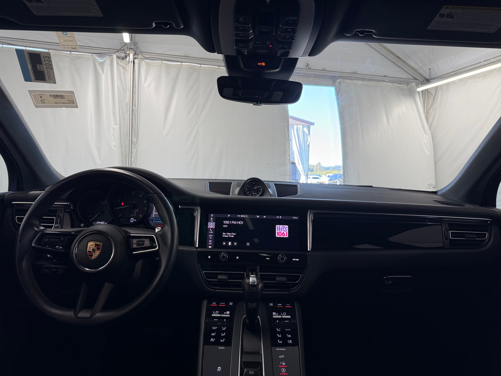 Thumbnail: 2024 Porsche Macan - 3