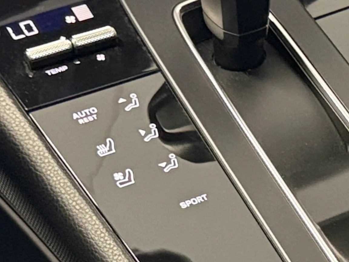 2024 Porsche Macan Base - Photo 12