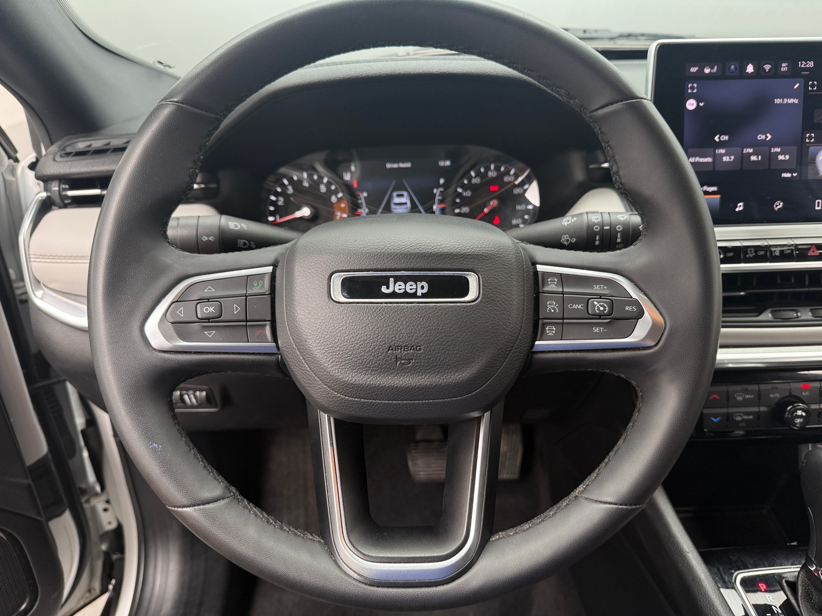 Thumbnail: 2024 Jeep Compass - 4