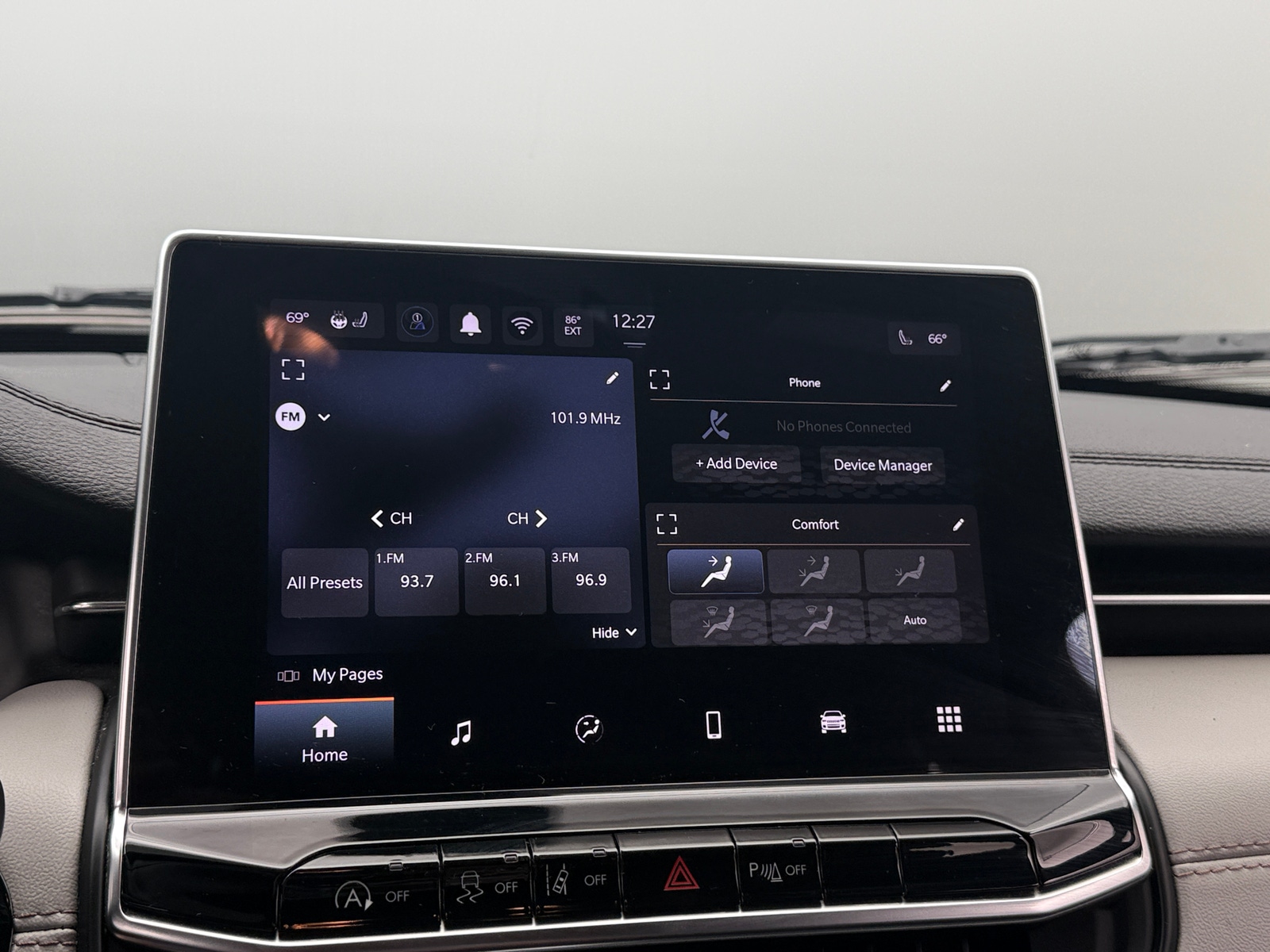 Thumbnail: 2024 Jeep Compass - 3