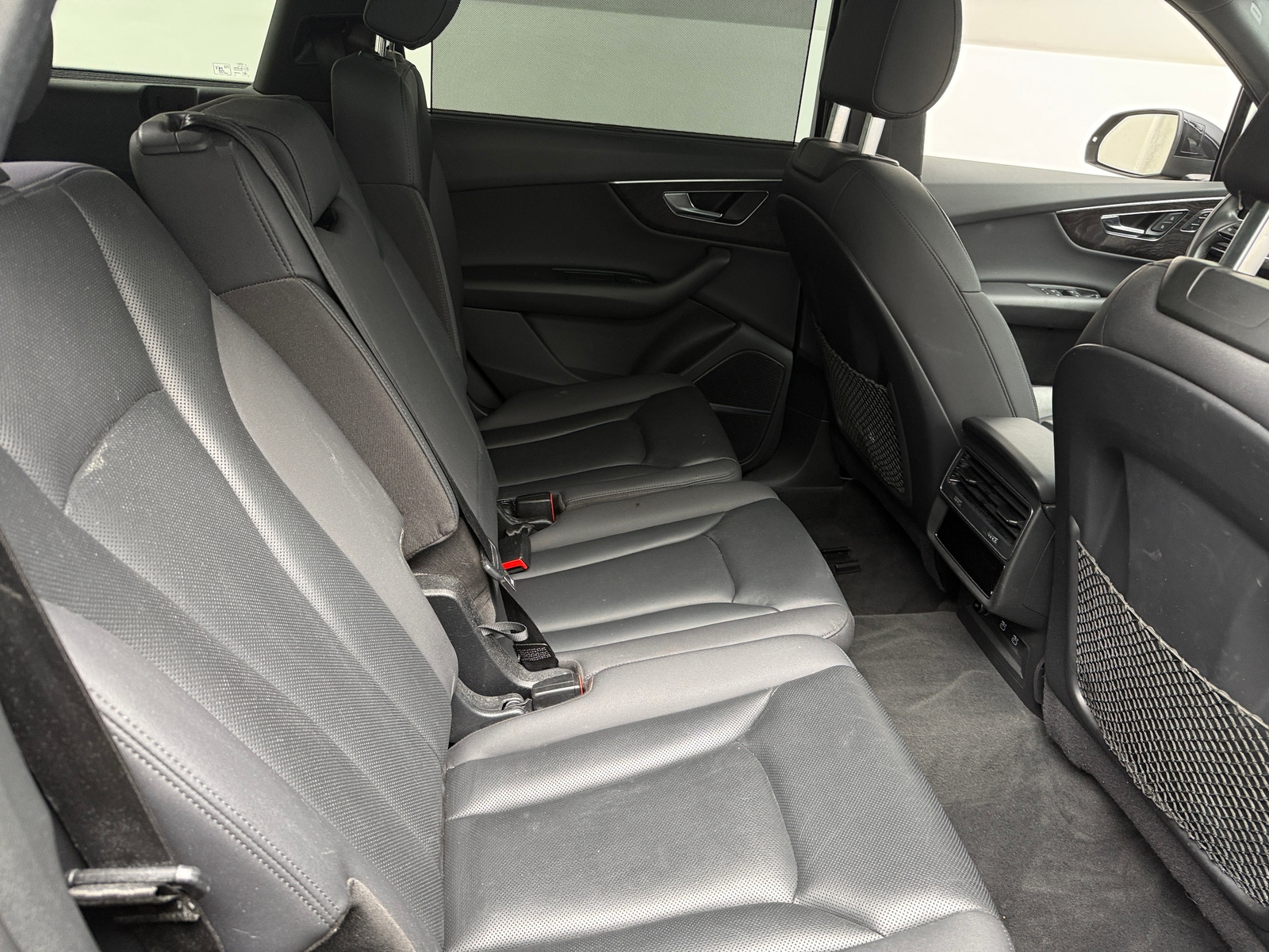 Thumbnail: 2021 Audi Q7 - 6